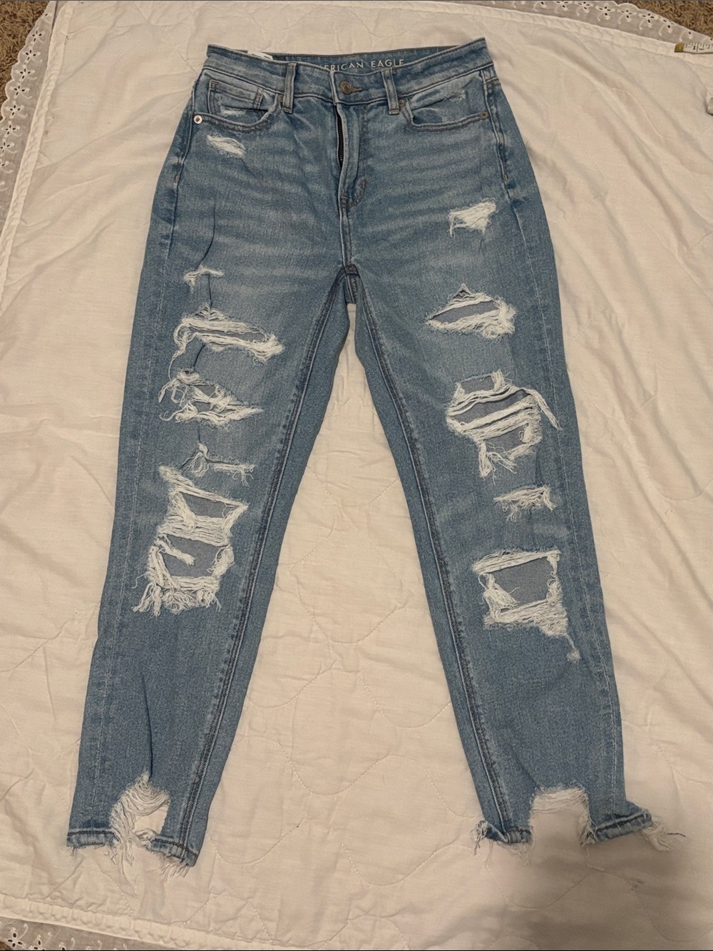 American Eagle Outfitters Women's Light Blue Ripped Skinny Jeans